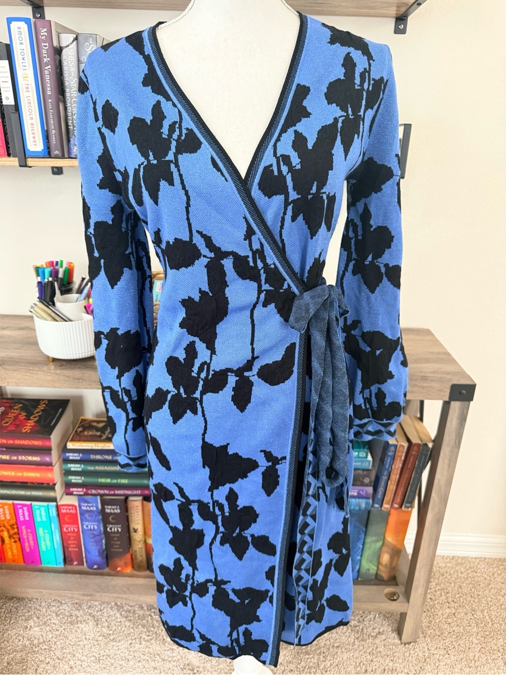 DVF Blue & Black Floral Wrap Dress - Classic V-Neck Women's Dress